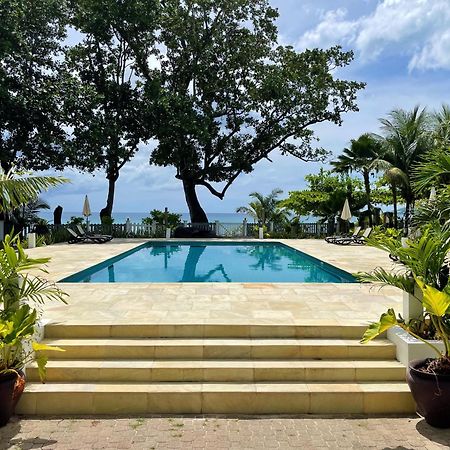 Las Brisas Villa - Chateau Elysium Beau Vallon  Exterior photo